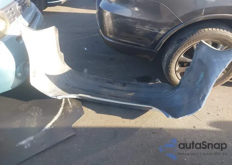 2014 Toyota Corolla Le Eco Plus z USA, uszkodzony, nr VIN 5YFBPRHE4EP028616